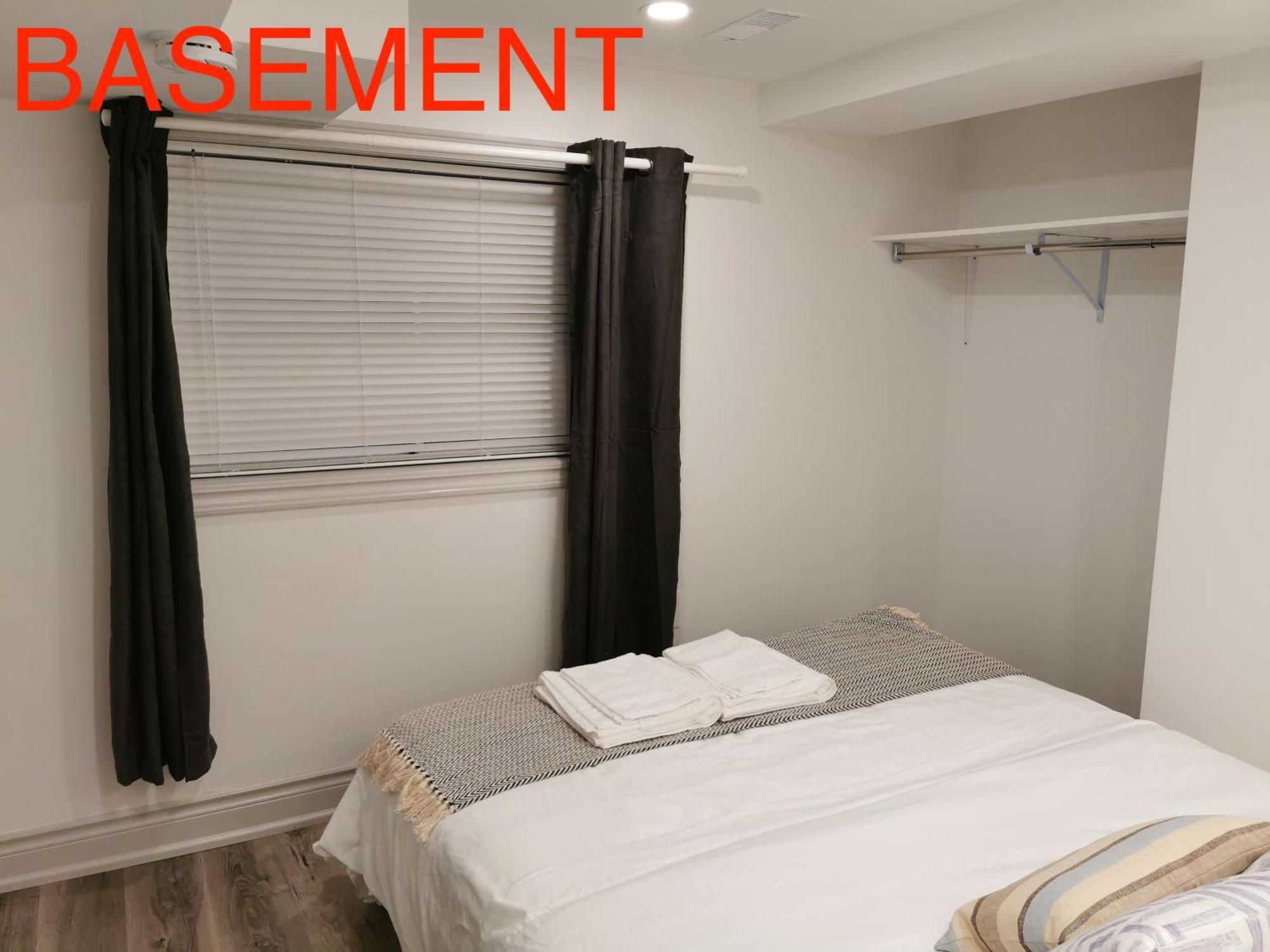 Lilac Private Unit 10-Min To Airport Toronto Esterno foto